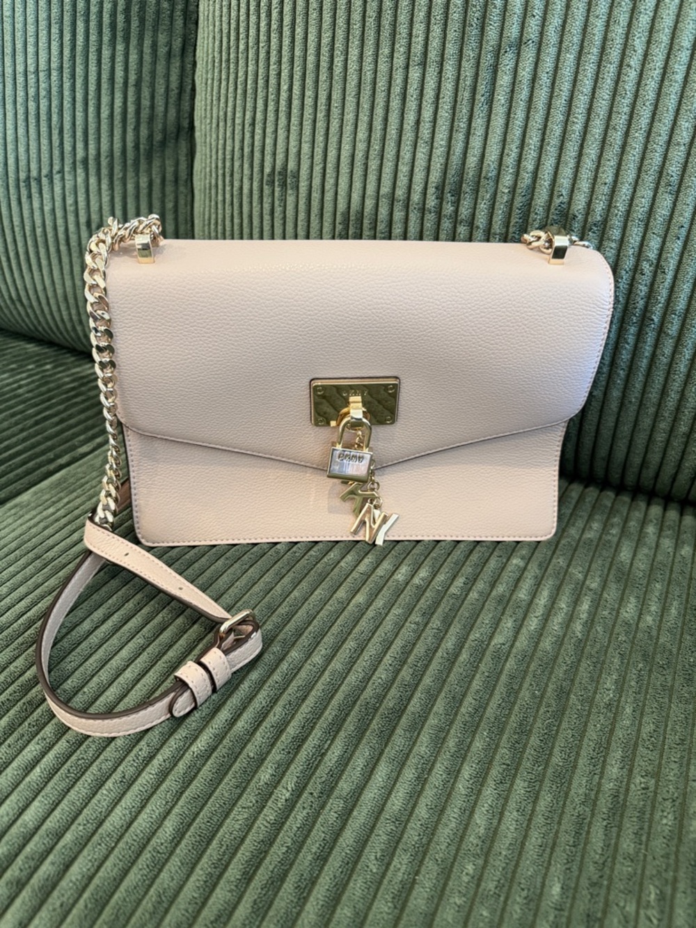 DKNY Cream Pebbled Leather Crossbody Bag Gold Chain Lock Charm